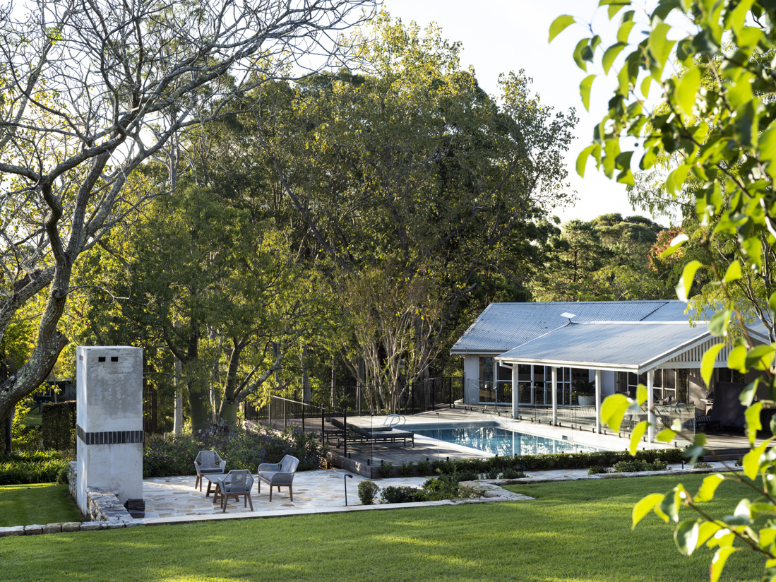 Swimming pool design for small yards - KMD Outdoor Spaces